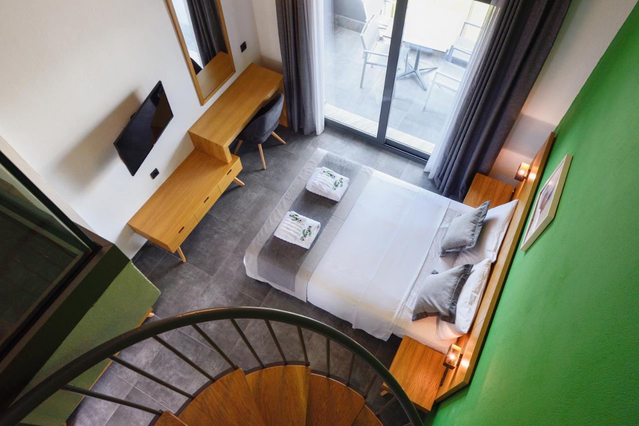 Botanica Luxury Suites Неос-Мармарас Экстерьер фото