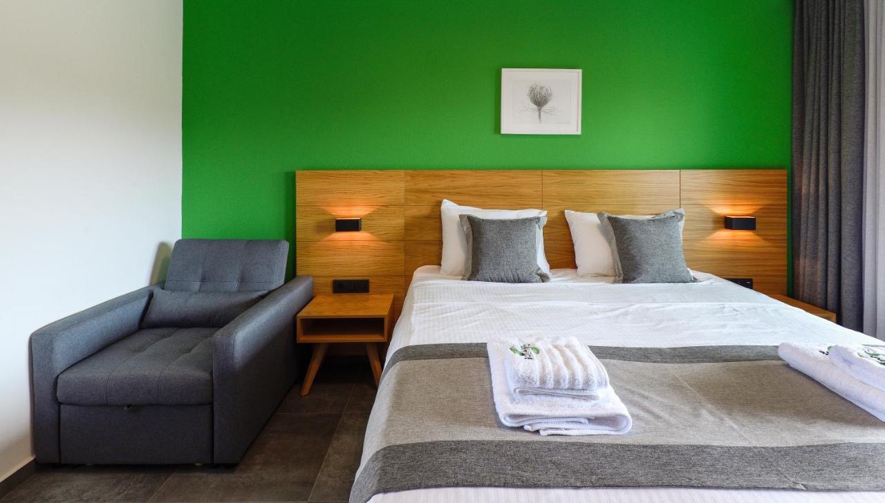 Botanica Luxury Suites Неос-Мармарас Экстерьер фото