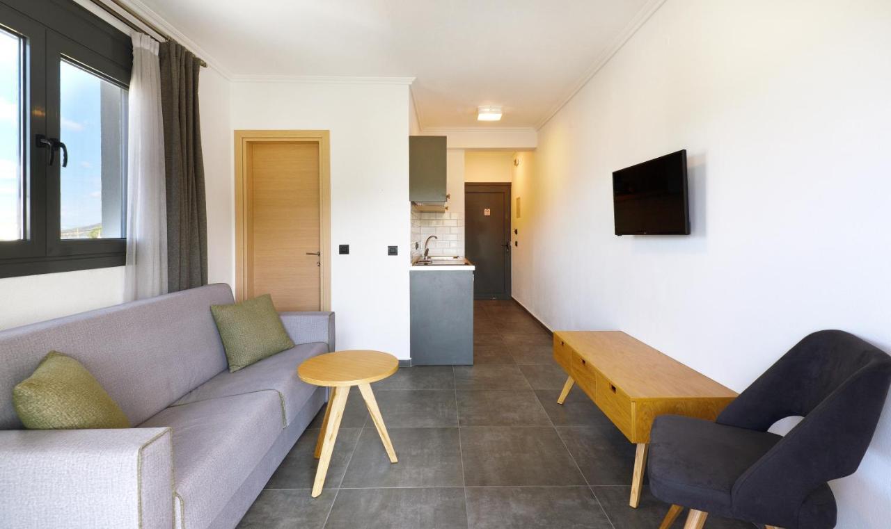 Botanica Luxury Suites Неос-Мармарас Экстерьер фото